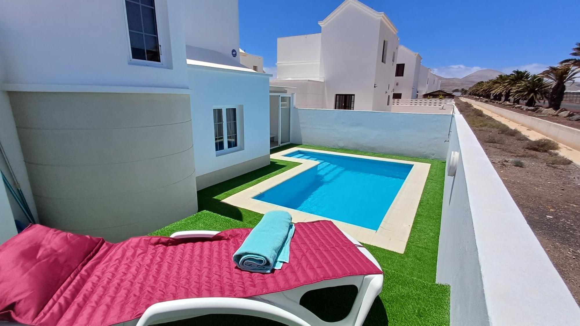 Villa Esmeralda ติอาส ภายนอก รูปภาพ
